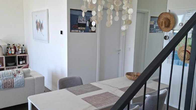 Ekskluzivna nekretnina!!! U novom resortu duplex apartman sa pogledom na more, prirodu i sportske terene!!!!!