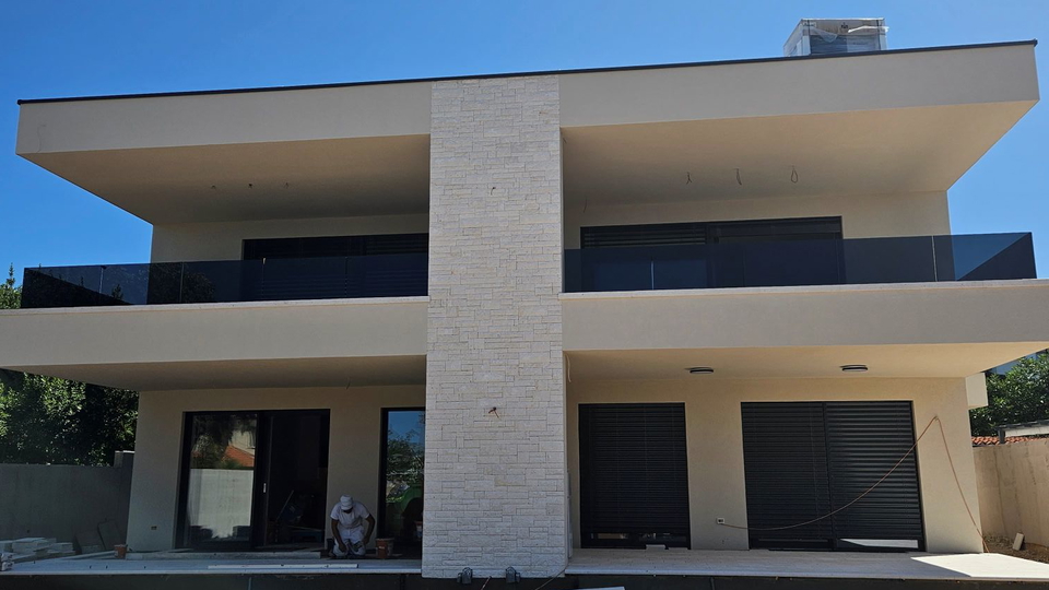 New construction&excl;&excl;&excl; Beautiful large apartment with sea view&excl;&excl;&excl;