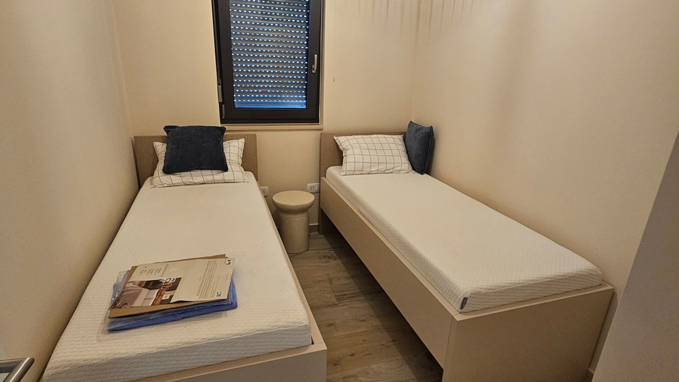 Prekrasni apartmani u novogradnji!!! Samo 300 metara od mora!