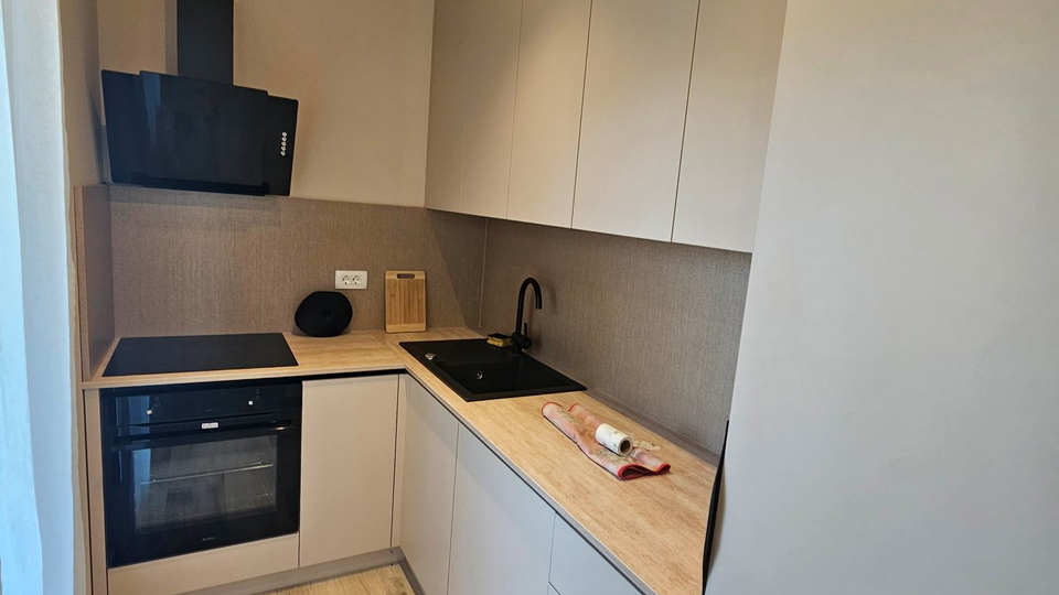 Prekrasni apartmani u novogradnji!!! Samo 300 metara od mora!