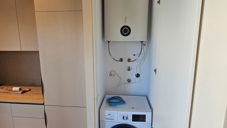 Prekrasni apartmani u novogradnji!!! Samo 300 metara od mora!