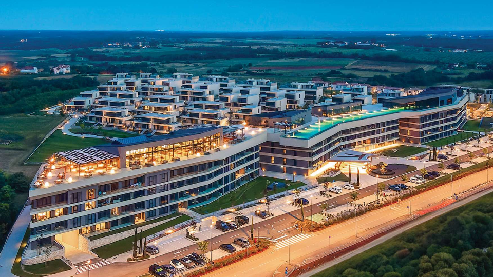 Ekskluzivna luksuzna vila sa krovnim bazenom !!! Najljepši novi resort u Hrvatskoj.