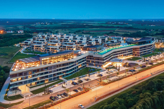 Ekskluzivna luksuzna vila sa krovnim bazenom !!! Najljepši novi resort u Hrvatskoj.