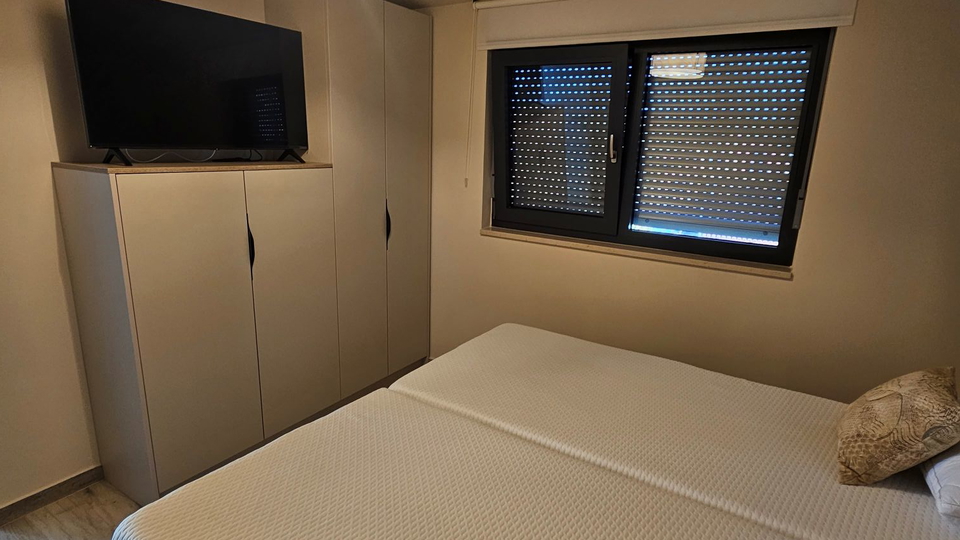 Prekrasni apartmani u novogradnji!!! Samo 300 metara od mora!