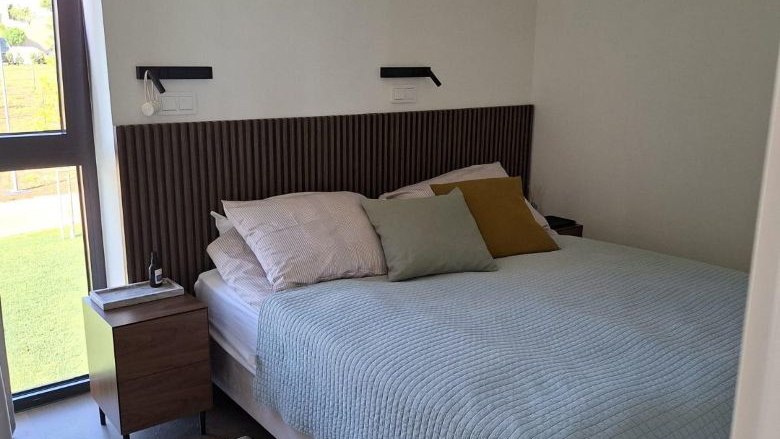 Ekskluzivna nekretnina!!! U novom resortu duplex apartman sa pogledom na more, prirodu i sportske terene!!!!!