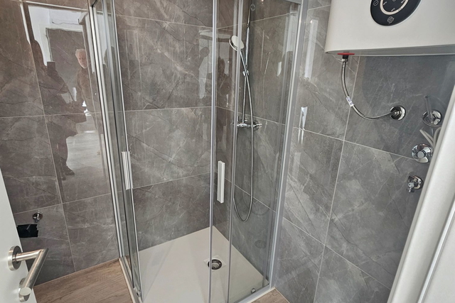 Prekrasni apartmani u novogradnji!!! Samo 300 metara od mora!