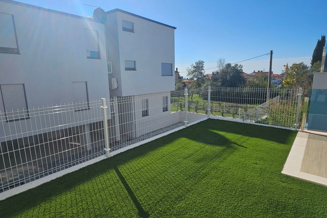 Prekrasni apartmani u novogradnji!!! Samo 300 metara od mora!