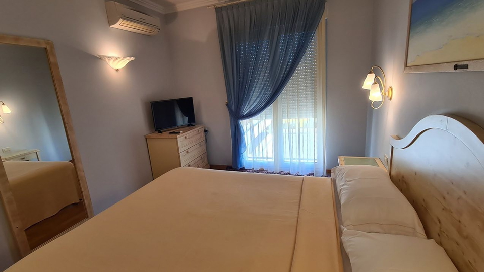 Ekskluzivan apartman u resortu sa pogledom na more!