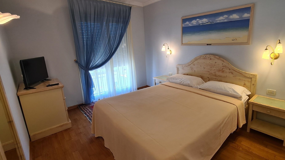 Ekskluzivan apartman u resortu sa pogledom na more!