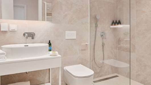 Ekskluzivna nekretnina!!! Luksuzni apartman u novom resortu sa pogledom na more!!!