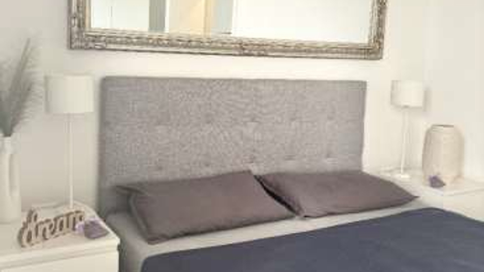 Odlična prilika!!! Kompletno renoviran apartman!!!