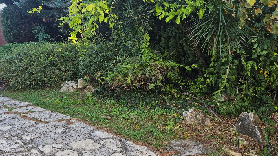 Ekskluzivna prodaja!!!! Prekrasna kuća prvi red do mora na najatraktivnijoj lokaciji u Istri!!!