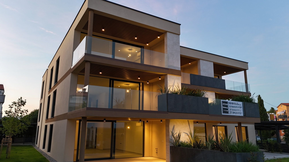 Ekskluzivna prilika!!! Nova rezidencija u Novigradu sa luksuznim stanovima!!!!