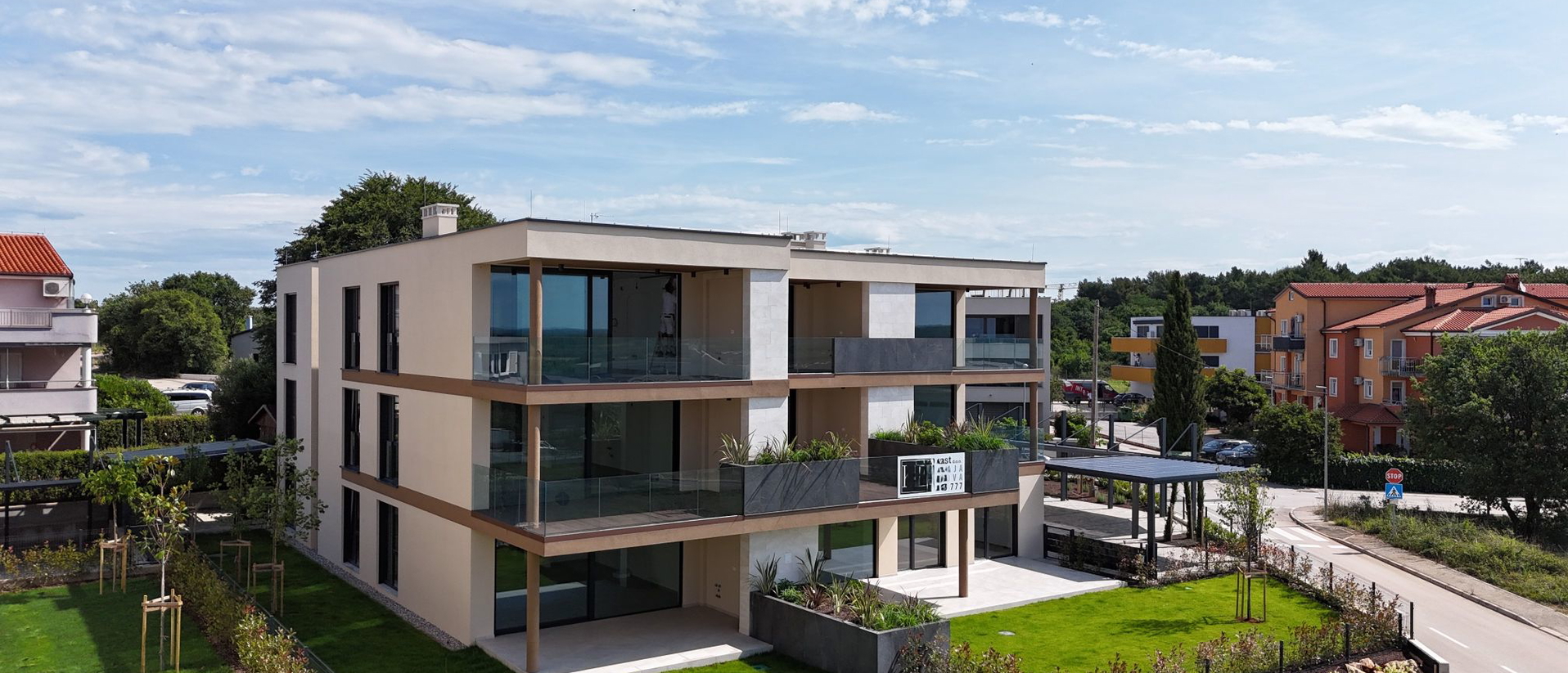 Ekskluzivna prilika!!! Nova rezidencija u Novigradu sa luksuznim stanovima!!!!