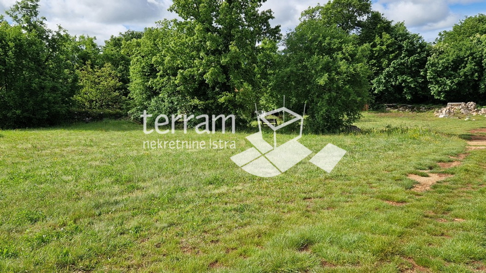 Istria, Svetvinčenat, Režanci, building plot 2214m2 GREAT LOCATION #sale