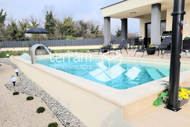 Istrien, Marčana, Divšići, Haus 157m2, Pool 30m2, Garten 657m2 NEU, #Verkauf