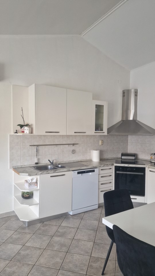 Istria, Pula, Gregovica, apartment, first floor, 117.52 m2, 4 bedrooms + bathroom # sale