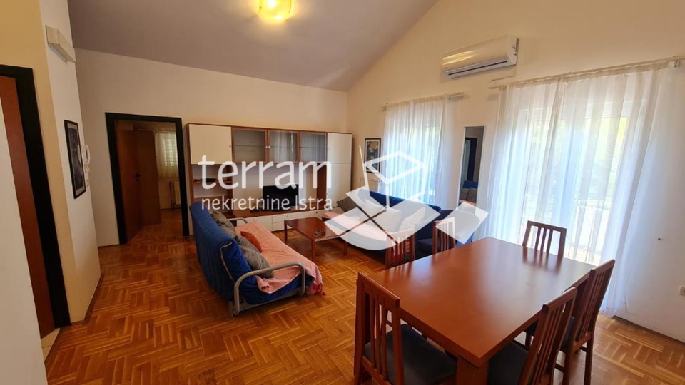 Istria, Pula, excellent location 200m from the sea, 76m2, 3 bedrooms + living room, II. floor, parking, furnished!! #sale