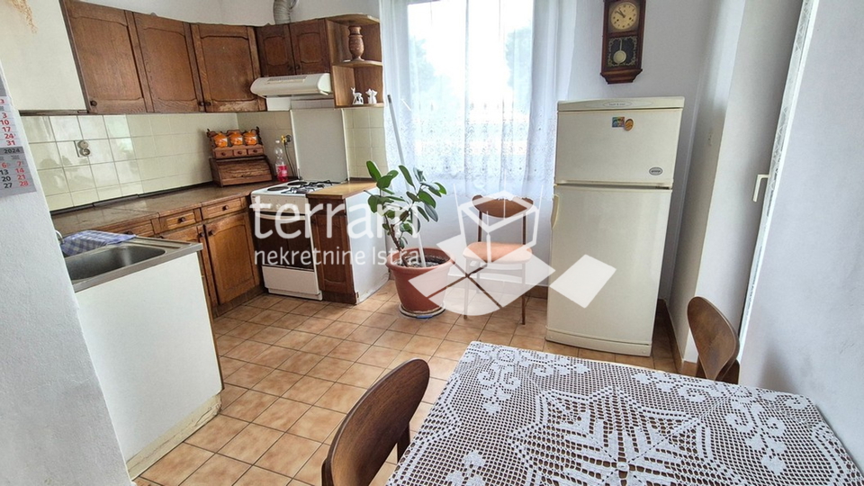 Istra, Pula, Sisplac, apartment 79.70 m2, 2 bedrooms + bathroom, near the sea #sale