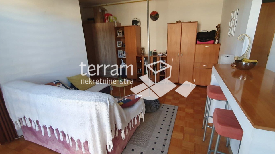 Istria, Pula, Greater Center, apartment 43.24m2, 1 bedroom + living room, high ground floor     #for sale