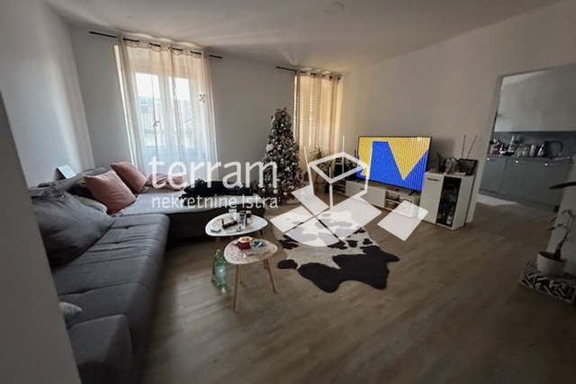 Istria, Pula, center, apartment 90m2, 3 bedrooms + living room, 3rd floor, renovated, furnished! #for sale