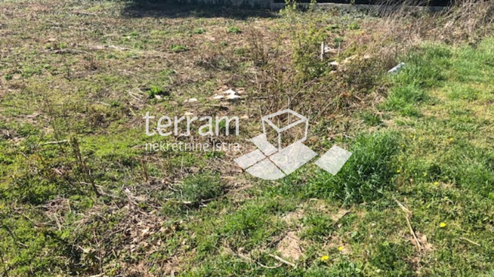 Istria, Bale, agricultural land for stone exploitation, 33177m2