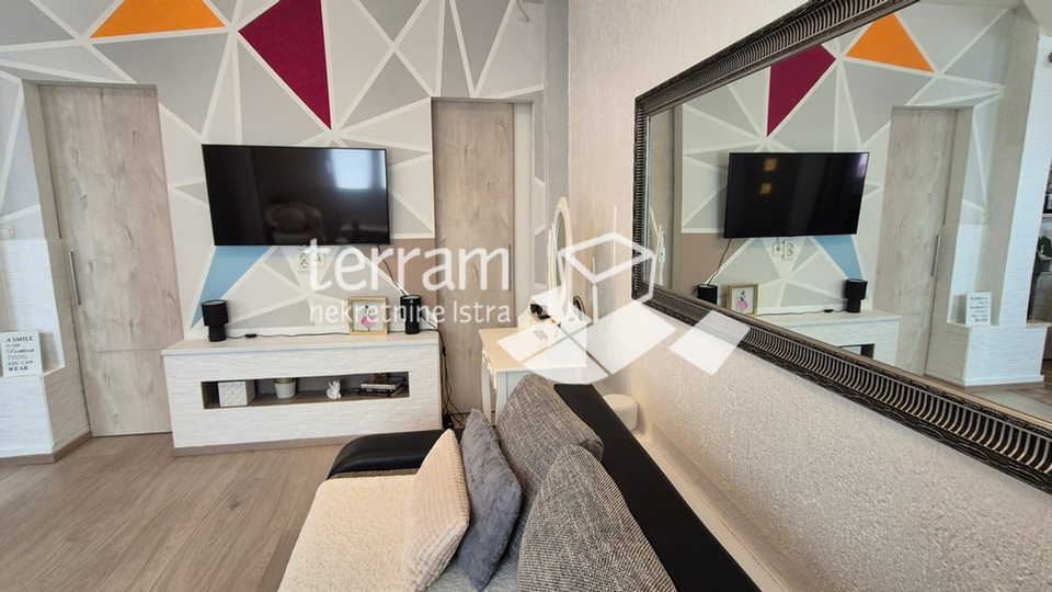 Istria, Pula, Veruda, apartment 39.52m2, 1 bedroom + living room, ground floor, excellent location, #for sale