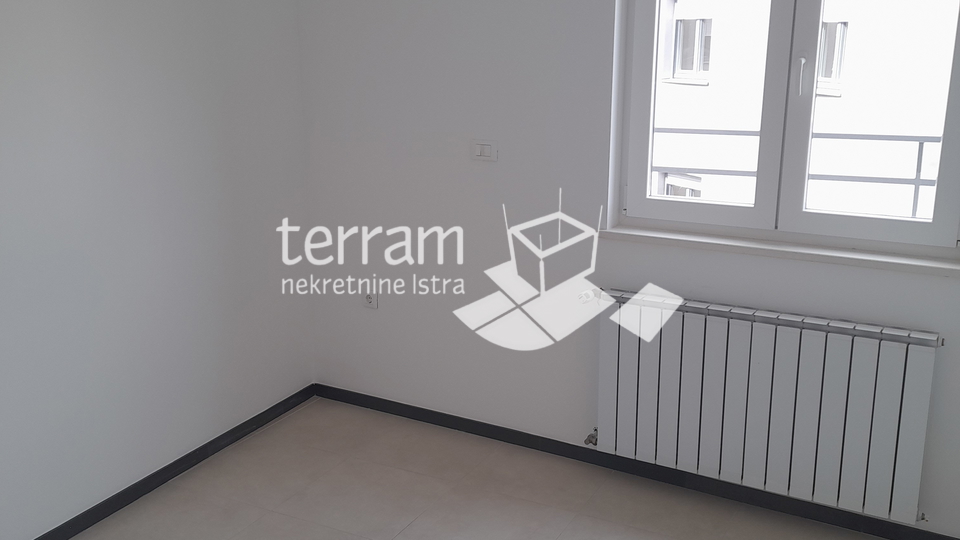 Istra&comma; Pula&comma; Centar&comma; apartment 138&period;10 m2&comma; 3 bedrooms &plus; dining room&comma; third floor&comma; elevator&comma; &num;for sale