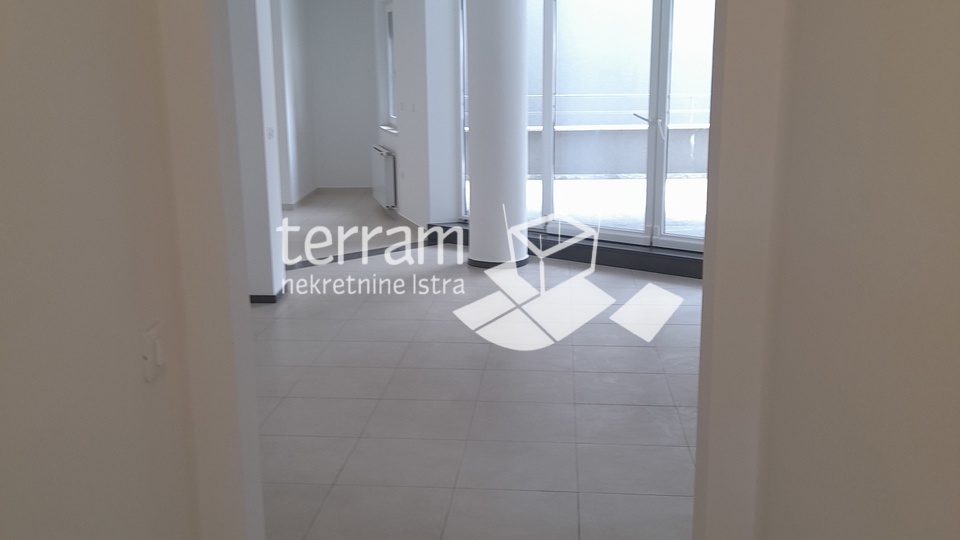 Istra&comma; Pula&comma; Centar&comma; apartment 138&period;10 m2&comma; 3 bedrooms &plus; dining room&comma; third floor&comma; elevator&comma; &num;for sale
