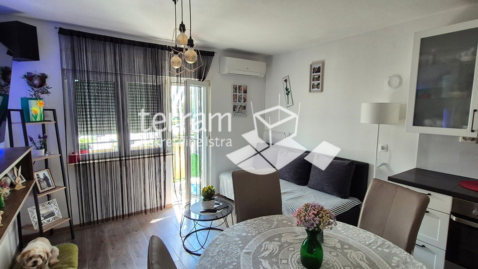 Istrien, Pula, weiteres Zentrum, Wohnung 53,76 m², 2 Schlafzimmer + Wohnzimmer, zweite Etage, #Verkauf