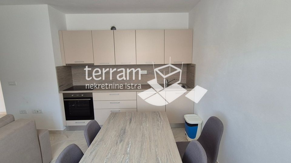 Istra, Peroj, stan na prvom katu manje stambene zgrade, 60,13m2, 2SS+DB, parking, NOVO!! #prodaja