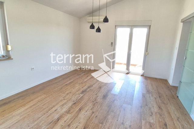 Istra, Pula, Valdebek, stan 61,64m2, 2SS+DB, drugi kat, #prodaja