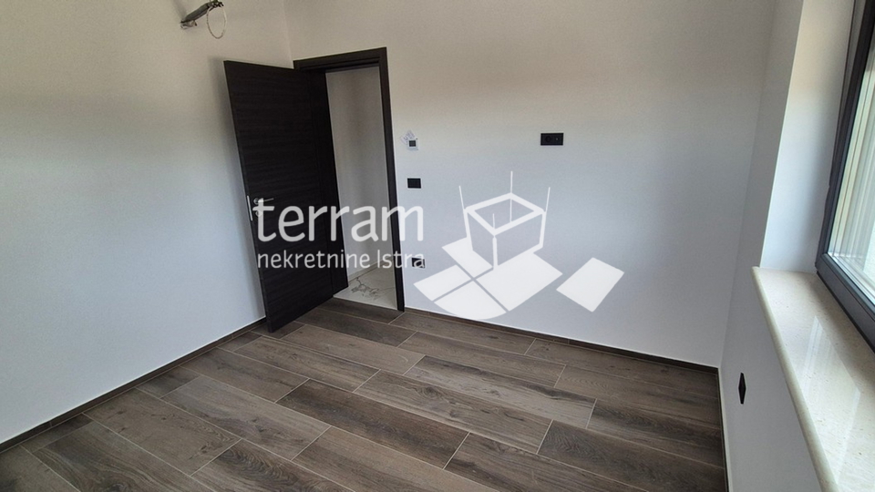 Istra, Pula, Štinjan, kuća 416m2 netto, četri stambene jedinice, NOVO, #prodaja