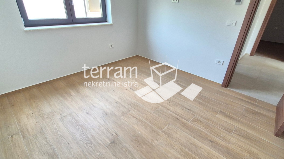 Istra, Pula, Štinjan, kuća 416m2 netto, četri stambene jedinice, NOVO, #prodaja