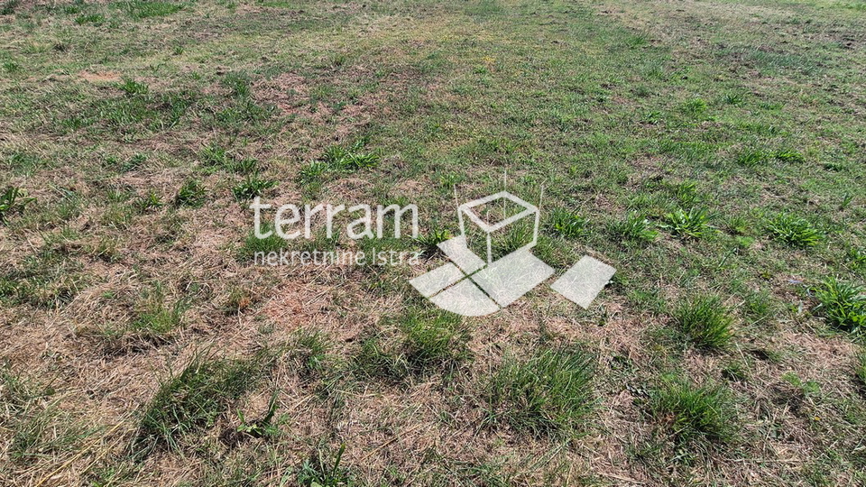 Land&comma; 990 m2&comma; For Sale&comma; Pula - &Scaron;tinjan