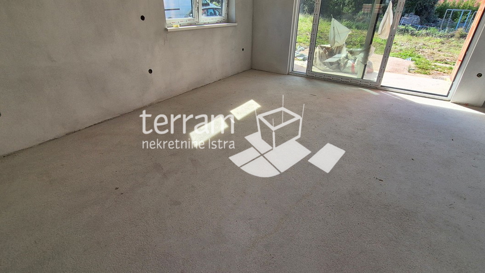 Istrien&comma; Li&zcaron;njan&comma; Haus 124m2&comma; 2 Schlafzimmer&comma; drei Badezimmer&comma; zwei Parkpl&auml;tze&comma; Garten&comma; NEU&excl;&excl; &num;Verkauf