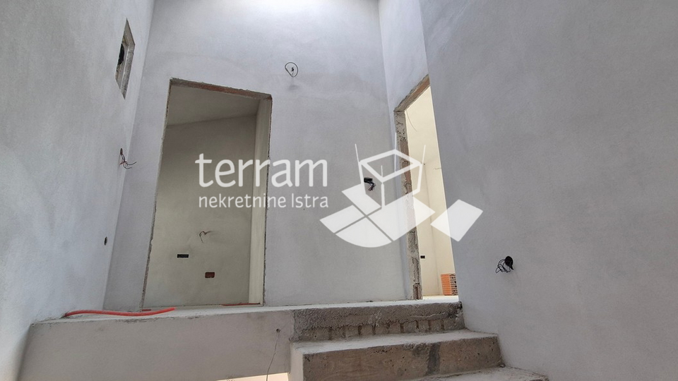Istrien&comma; Li&zcaron;njan&comma; Haus 124m2&comma; 2 Schlafzimmer&comma; drei Badezimmer&comma; zwei Parkpl&auml;tze&comma; Garten&comma; NEU&excl;&excl; &num;Verkauf