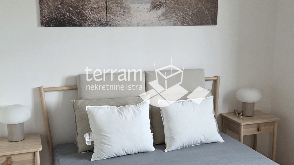Istria&comma; Pula&comma; Center&comma; apartment 89&period;81m2&comma; 2 bedrooms &plus; dining room&comma; first floor&comma; elevator&comma; &num;for sale