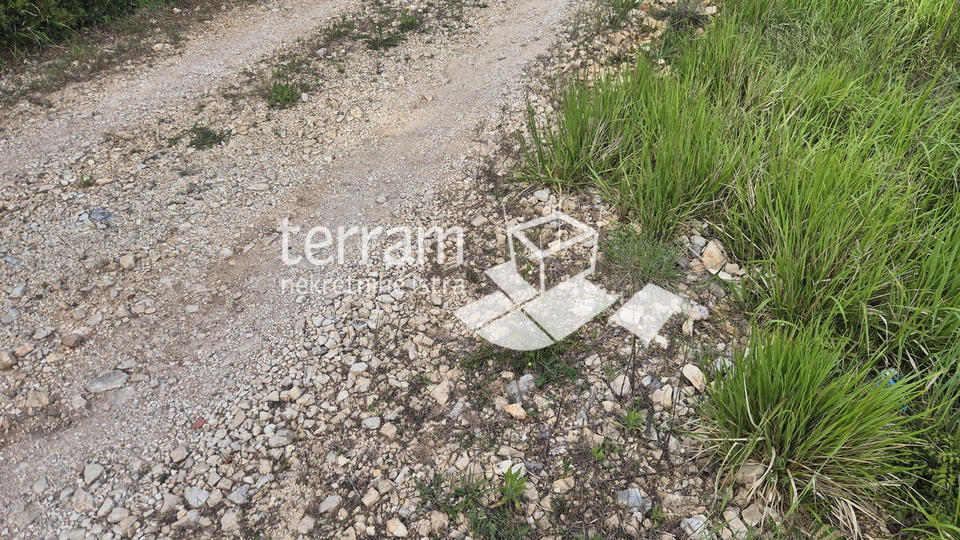 Istra&comma; Li&zcaron;njan&comma; Jadre&scaron;ki&comma; gra&dstrok;evinsko zemlji&scaron;te 750m2&comma; &num;prodaja