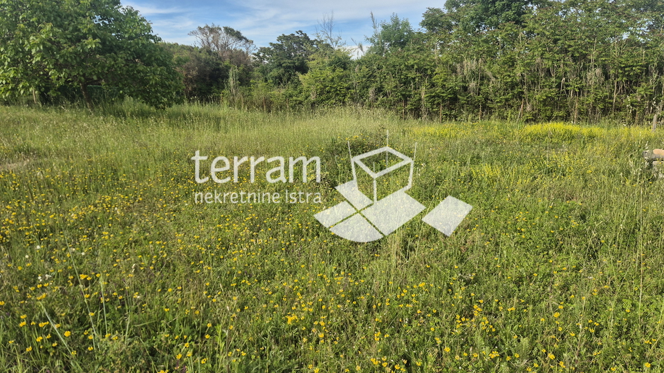 Istra&comma; Li&zcaron;njan&comma; Jadre&scaron;ki&comma; gra&dstrok;evinsko zemlji&scaron;te 750m2&comma; &num;prodaja