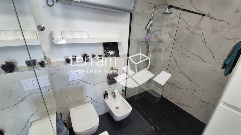 Istra&comma; Pula&comma; Vidikovac&comma; stan III&period; kat&comma; 1SS&plus;DB&comma; 52&comma;51m2&comma; renovirano&comma; &num;prodaja