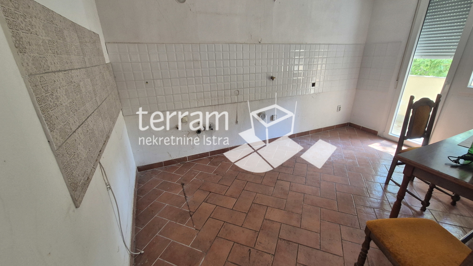 Istra&comma; Pula&comma; Veruda&comma; stan&comma; prvi kat 59m2&comma; 1SS&plus;DB&comma;  blizina mora&comma; &num;prodaja