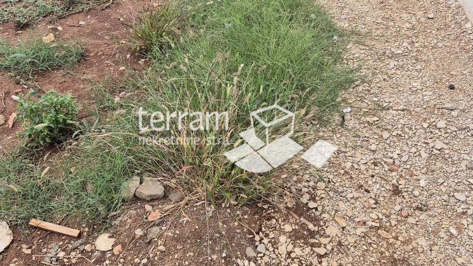 Istra&comma; Pula&comma; &Scaron;tinjan&comma; stan 55m2&comma; 2SS&plus;DB&comma; prizemlje&comma; vrt 60m2&comma; NOVO&comma; &num;prodaja