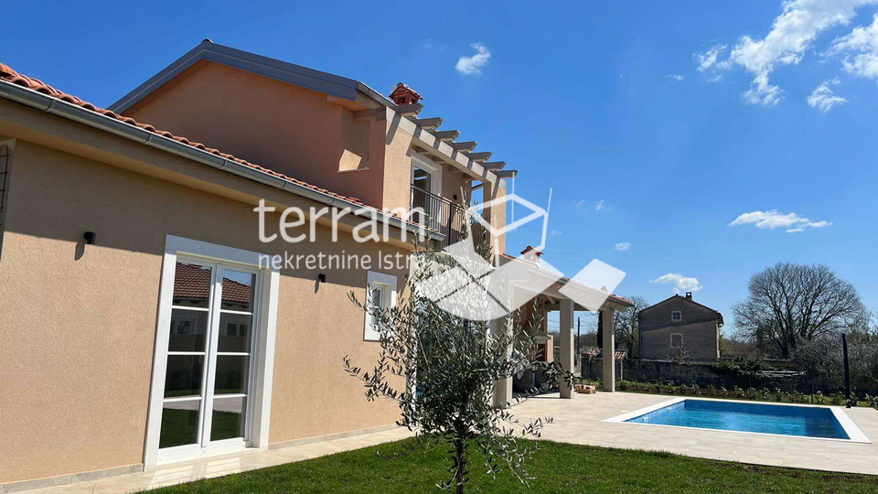 Istria, Kanfanar detached house 188m2 with garden and pool 38m2