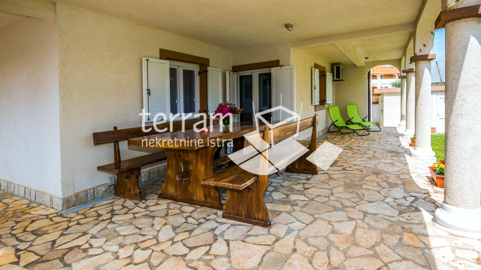 Istria, Liznjan, modern house with sea view