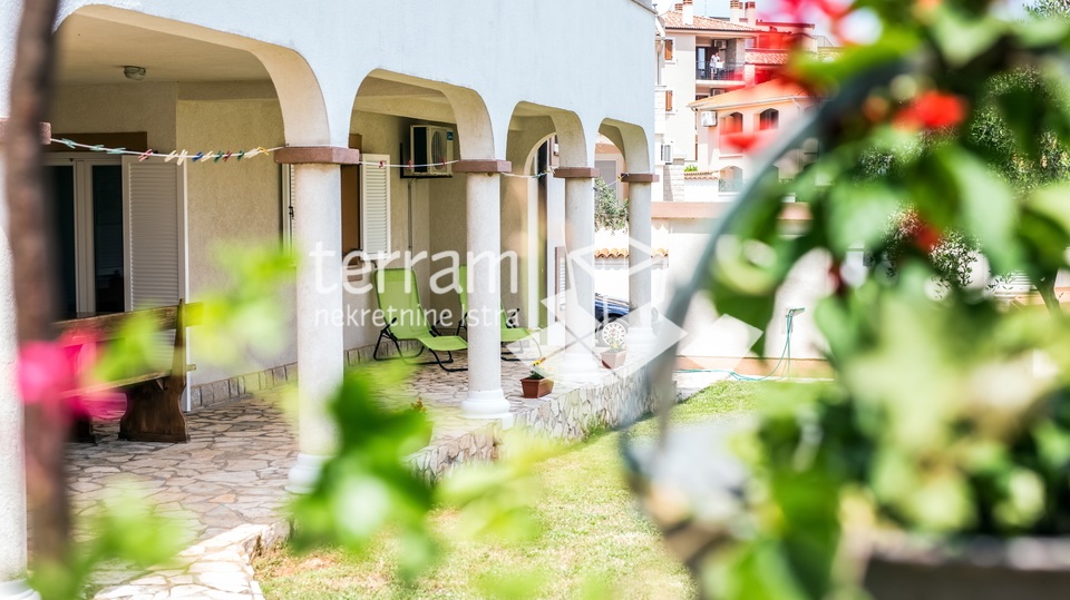 Istria, Liznjan, modern house with sea view