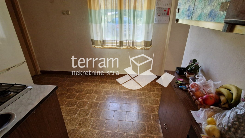 Istria, Medulin, Banjole, house 154m2 plot 1150m2 for sale