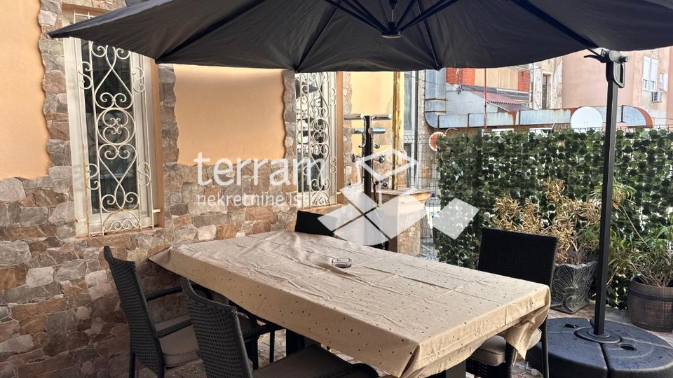 Apartment&comma; 140 m2&comma; For Sale&comma; Pula