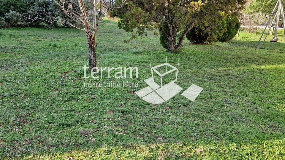 Istria, Ližnjan, detached house 733m2 with sea view, garden 2155m2 for sale