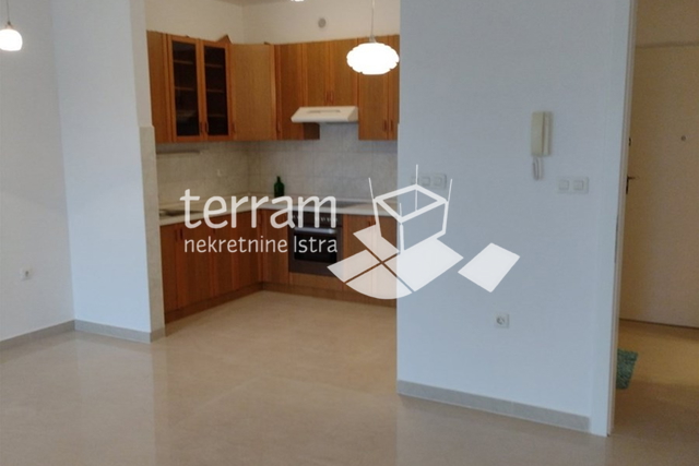 Istria, Peroj, apartment 65m2, II. floor, 1 bedroom + living room, parking, sea view!! Sale